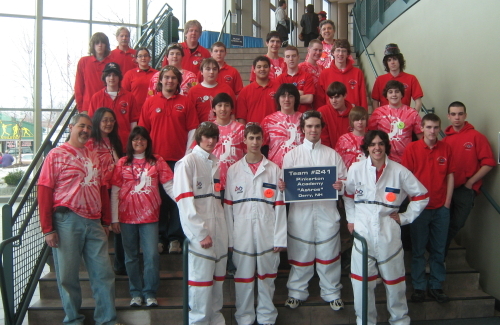 Team 241 in Manchester, NH, for the 2009 Lunacy competition.